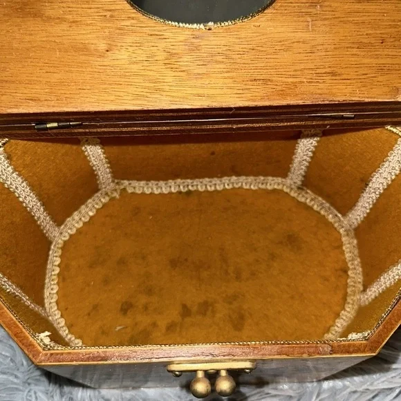 Vintage wooden handbag with lucite handle. Anton Pieck Mid century